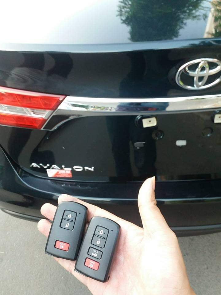 Chìa Khóa Thông Minh Toyota Avalon