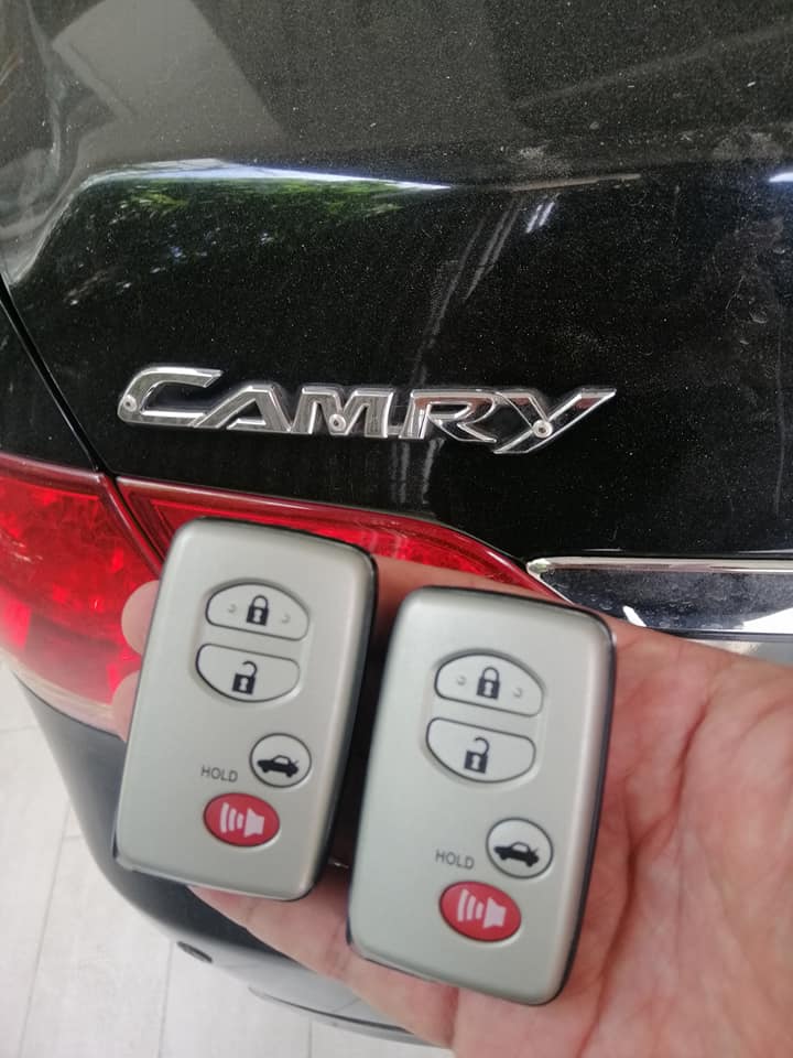 Chìa khóa Thông Minh Toyota Camry 3.5Q