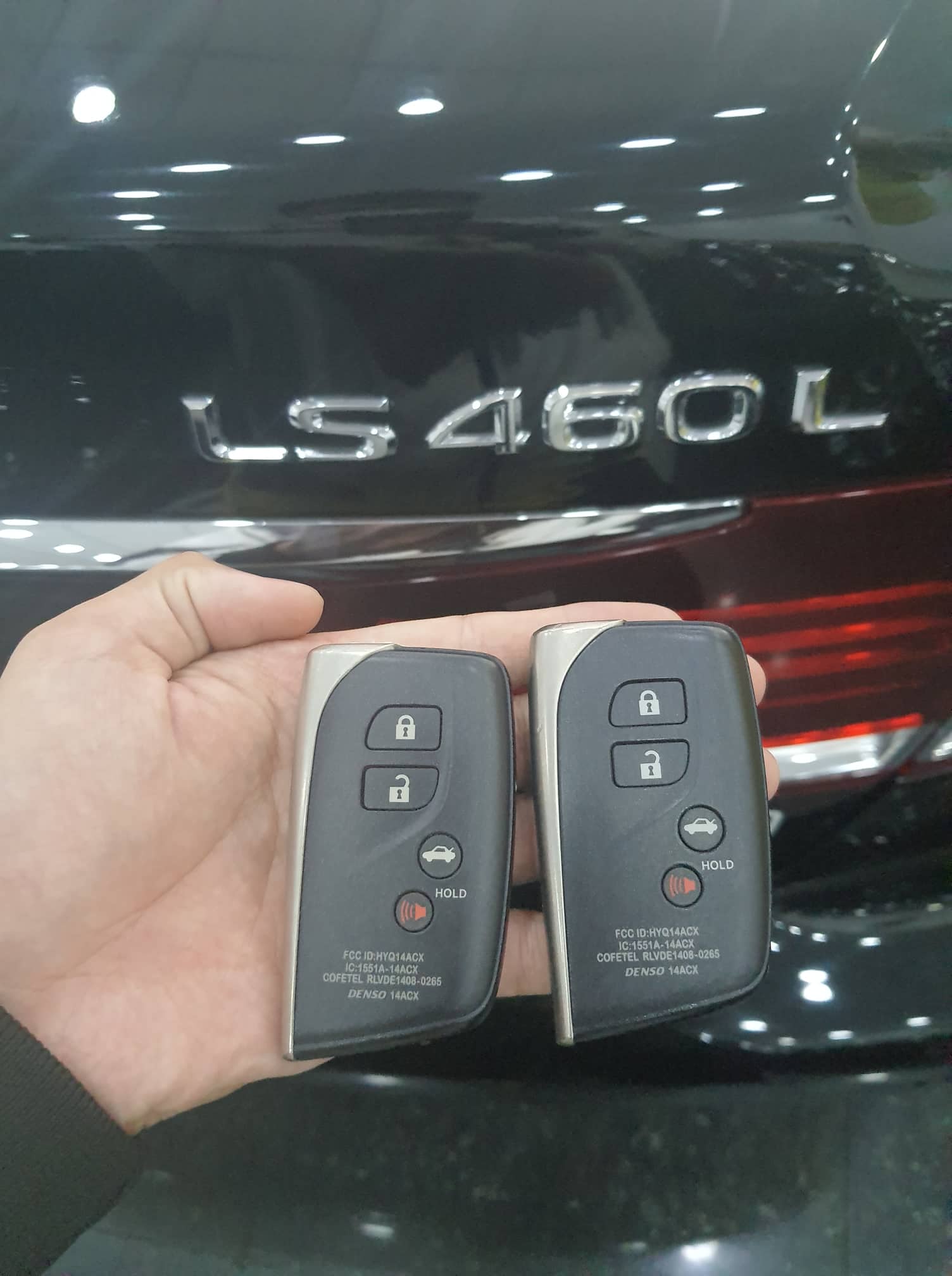 Chìa Khóa Thông Minh  Lexus LS 460L