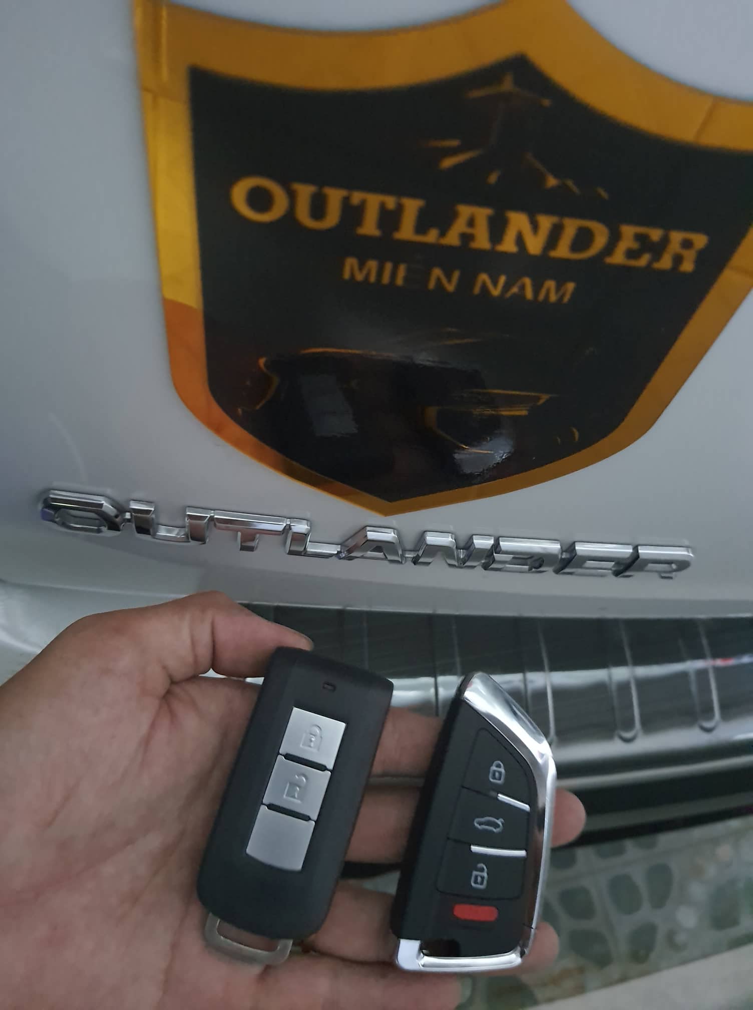 Chìa khóa Thông Minh Mitsubitshi Outlander Sport