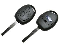 Làm Chìa Khóa Remote Điều khiển Ford Focus 2005-2011